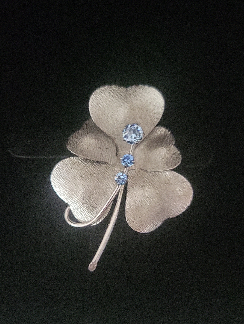 Tanzanite And Solid Sterling Silver Brooch